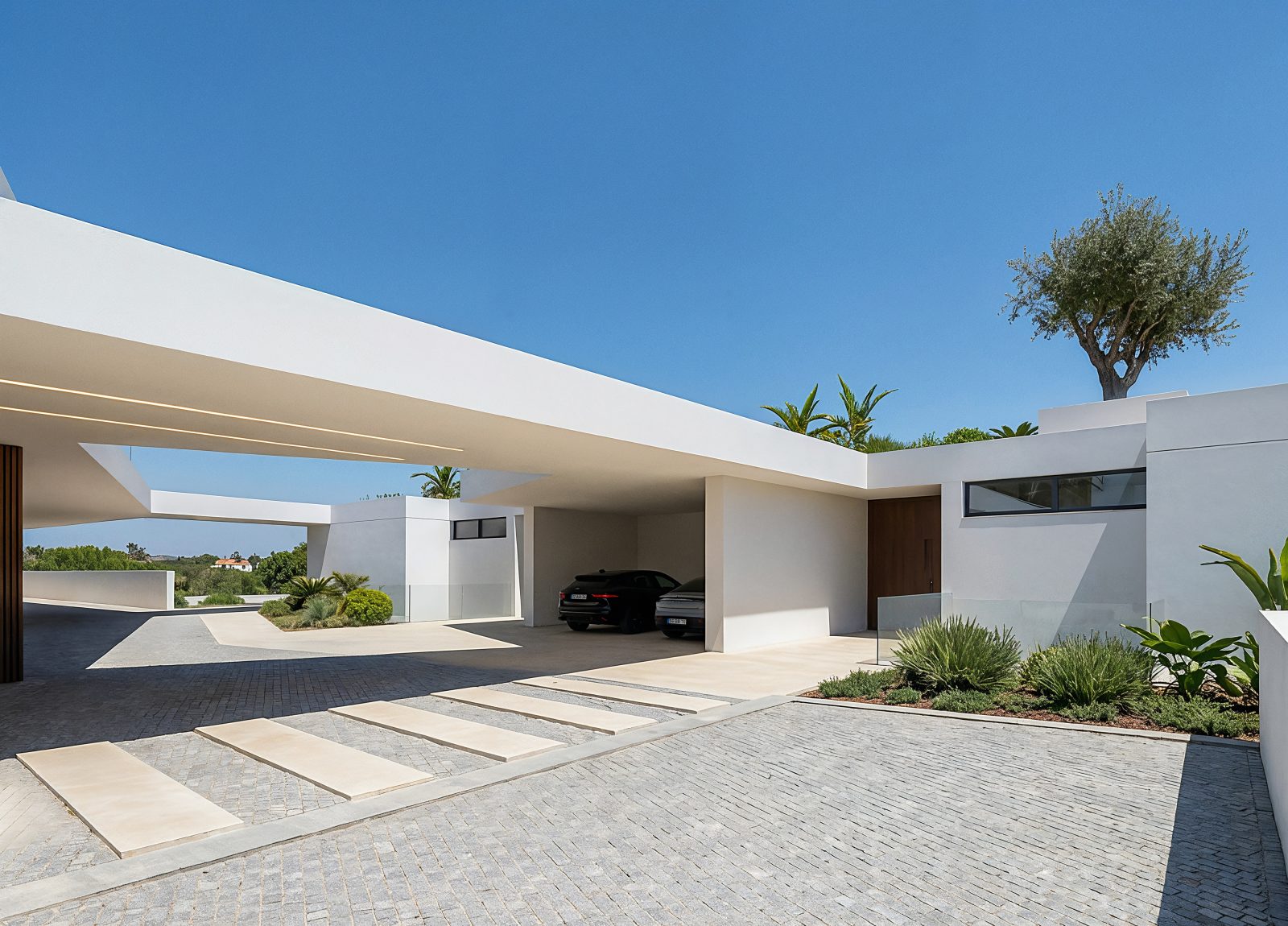 Acesso privativo e garagem — São Romão Residence, Leiria